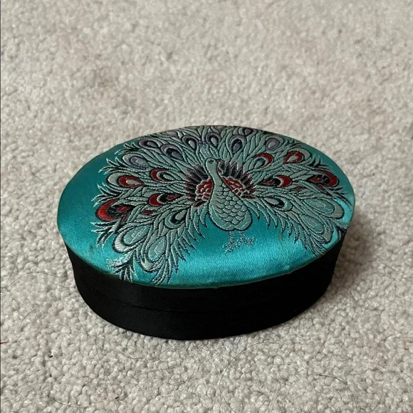 Vintage Peacock Embroidered Teal and Black Jewelry Box - Picture 1 of 4